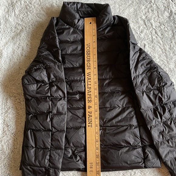 Generic Black Puffer Jacket,  Ladies Size M  NWOT - Picture 5 of 7